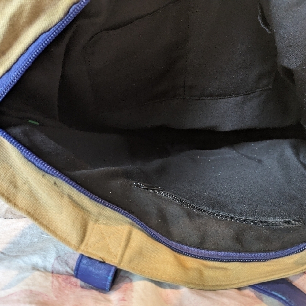 Embroidered UCB Bohemian Canvas shoulder bag - Picture 3 of 6